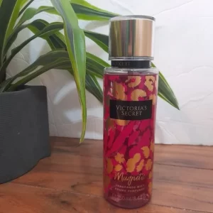 VICTORIA’S SECRET " MAGNETIC" Fragrance Mist Body Spray