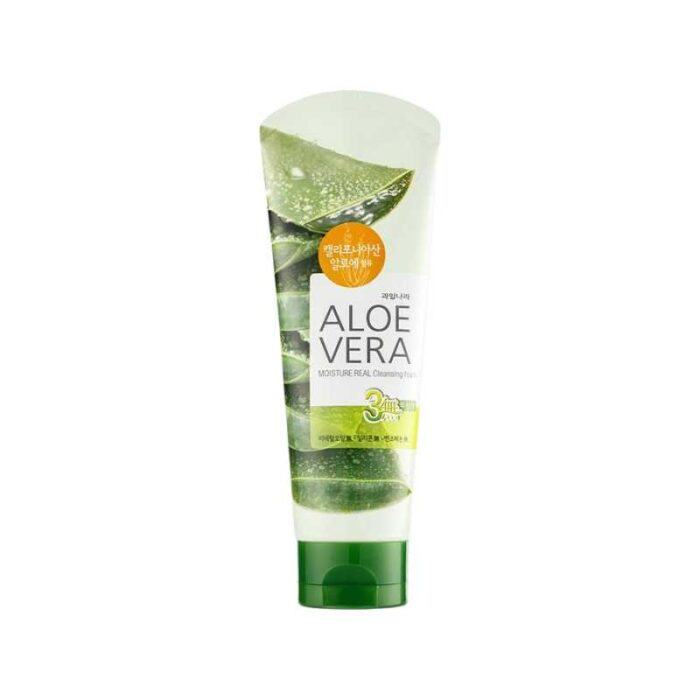 WELCOS Aloe Vera Moisture Real Cleansing Foam 150g - Image 1